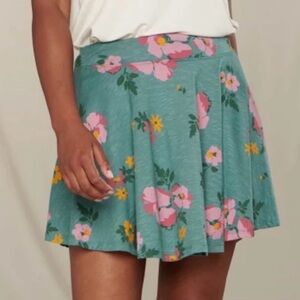 Toad&Co Floral skort size large